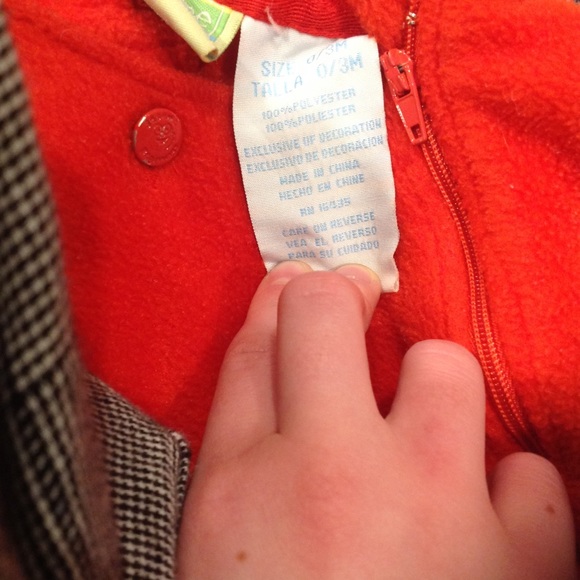 ELMO Fleece Onesie, Sesame Beginnings - Picture 7 of 8